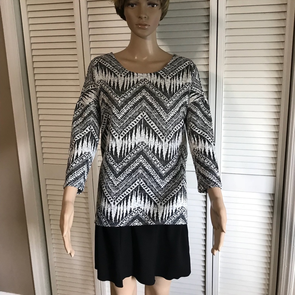 Charming Charlie Top SZ SM NWT